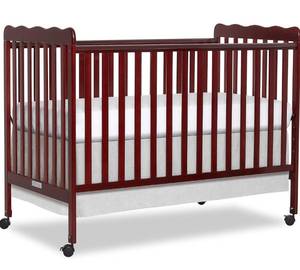 DREAM ON ME Classic 3-in-1 Convertible Crib in Cherry