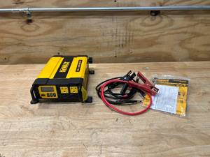 DEWALT 1000-Watt Portable Car Power Inverter with Triple USB Ports
