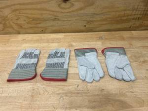 Lot of 2 Pairs of WorkGarden Gloves