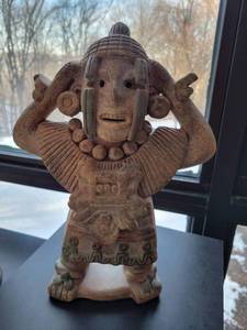 lot 56 image: Pre-Columbian Style Pottery Figurine with Headdress