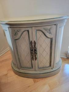 lot 103 image: Vintage Style Crescent Shaped Cabinet with Carved Details