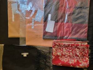 lot 107 image: Luxury Shawls and Pouch - Cashmere and Silk Blend
