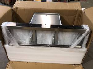 36 in. 900 CFM Wall Mount with LED Light Range Hood in Stainless Steel Customer Returns See Pictures