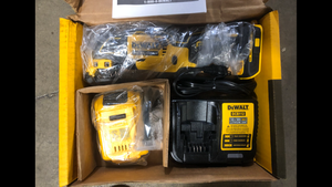 DEWALT ATOMIC 20V MAX Cordless Brushless Oscillating Multi Tool with (1) 20V 2.0Ah Battery and Charger Customer Returns See Pictures