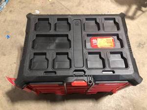 Milwaukee PACKOUT 22 in. Modular 3-Drawer Tool Box with Metal Reinforced Corners Customer Returns See Pictures