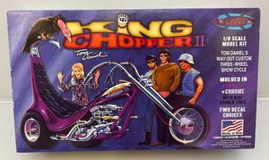 lot 35 image: Atlantis Brand King Chopper II Motorcycle Tom Daniel 18 Model Kit (NEW OPEN BOX)