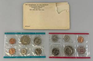 lot 69 image: 1972 U.S. Uncirculated Coin Set