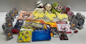 lot 81 image: Flea Marketers Lot