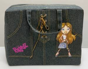 lot 88 image: Vintage Bratz Glitter Denim Carrying Case