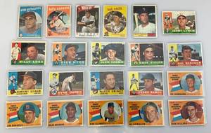 lot 122 image: Misc. 1960s Baseball Cards