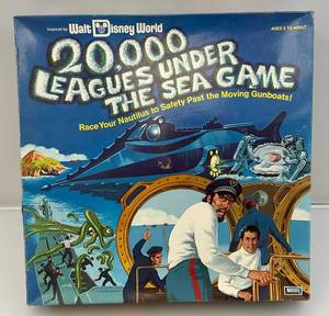 lot 141 image: Vintage Walt Disney World 20,000 Leagues Under The Sea Game (Pre-owned)