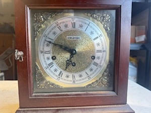 lot 80 image: Vintage Jorgenson Clock