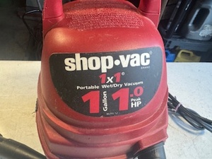 lot 95 image: One Gallon Shop Vac