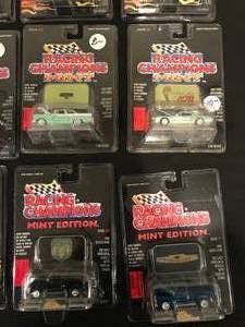 LOT OF 15 NEW IN PACKAGE DIE CAST CARS - LOOK