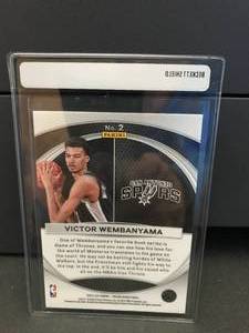2023-2024 PRIZM BASKETBALL VICTOR WEMBANYAMA GLOBAL REACH ROOKIE CARD