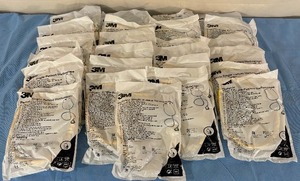 lot 92 image: Lot of 25 NEW In Packages 3M SPS-YP1100 Pediatric Disposable Single-Patient Stethoscope - 1-Tube One-Sided Chestpiece - Yellow