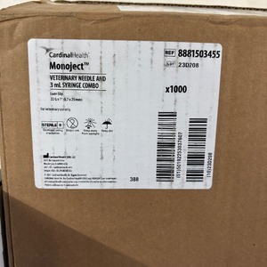 lot 113 image: 1 Case (1000 each) NEW Cardinal Health 8881503455 Monoject Sterile Veterinary Needle and 3 mL Syringe Combo (open box)