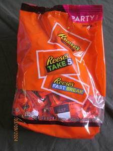 party pack of reeses 2lb 6 oz past best buy date