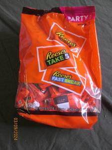 party pack of reeses 2lb 6 oz past best buy date