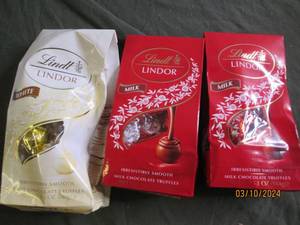 3 bags of lindor chocolates best buy date of 112024