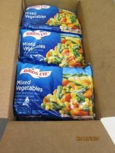 case of 12 bags of birds eye classic mixed vegetabes frozen