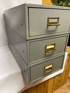 lot 120 image: Three Drawer Metal Storage Cabinet