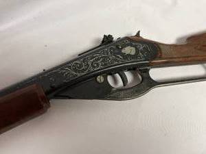 lot 164 image: Vintage Daisy Model Three BB Gun