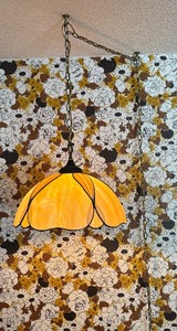 lot 98A image: Charming Vintage Hanging Lamp