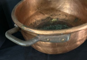 lot 36A image: Vintage Rounded Bottom Copper Candy Cauldron