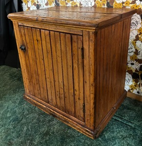 lot 38 image: Antique Primitive Wooden Cabinet