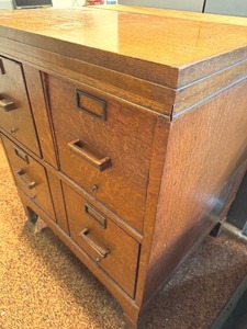 lot 10 image: Vintage Wooden Four Drawer File Cabinet