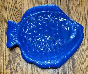 lot 137A image: Beautiful Blue Fish Decorative Figurines