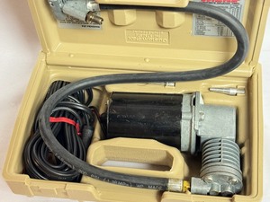 lot 320 image: Coleman Inflatable 150