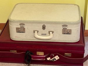 lot 310A image: Vintage Luggage including Vintage Hartman Suitcase
