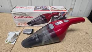 lot 38 image: Black & Decker Dustbuster cordless hand vacuum