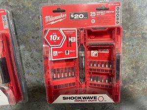 MILWAUKEE TITANIUM 18PC DRILL BIT SET & 25 PC IMPACT DRIVER BIT SET