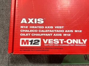 MILWAUKEE HEATED AXIS VEST BLACK SIZE SMALL