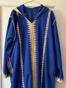 lot 25 image: Moroccan Robe