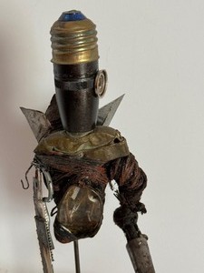 lot 12 image: Artisan Steampunk Sculpture