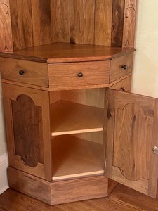 lot 149 image: Beautiful Wooden Corner Storage and Display Cabinet