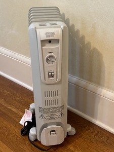 lot 150B image: Delongi Space Heater