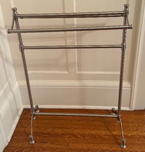 lot 132 image: Triple Bar Free Standing Towel Bar