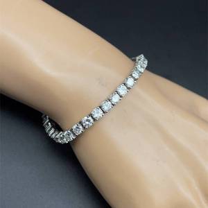 13.00 Carat Natural Round Brilliant Cut Diamond Tennis Bracelet in Platinum, Fine VS Diamonds $44,550 Retail VIDEO