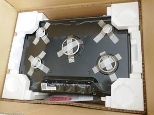 lot 10 image: New Frigidaire Gallery 30 in Natural Gas Cooktop Stove GCCG3048AB - Black