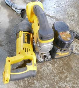 lot 31 image: DeWalt 18V Jigsaw and reciprocating saw