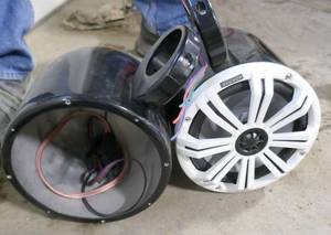 lot 39 image: Boat speaker