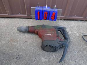 Flat of tools. As shown.