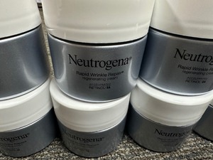 lot 12 image: 13X Large Neutrogena Rapid Wrinkle Repair Regenerating Cream 1.7oz x 13 22.1oz total - Exp 2023 - New