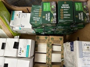 lot 7 image: Large Box of Large Bar Soap - Austrailian Botanical  Kirkland  Dove  Irish Spring
