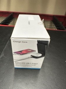 lot 34 image: phone charger